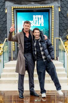 ESPAGNE, MADRID, Metropolitan Building - 27/01/2026: L'acteur Chris Hemsworth et le réalisateur Burt Layton répondent aux questions de la presse. Photo SONY PICTURES SPAIN/Goyo Conde  @Sony Pictures Releasing Switzerland